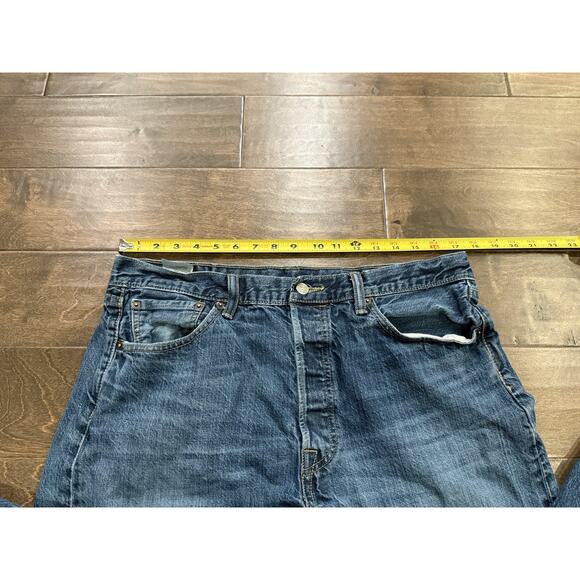 Levis 501 Mens Blue Button Fly Cotton Casual Denim Straight Jeans Size 36x32 - Picture 12 of 12